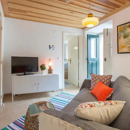 Alfama Charming Apartment, By Timecooler Apartment *